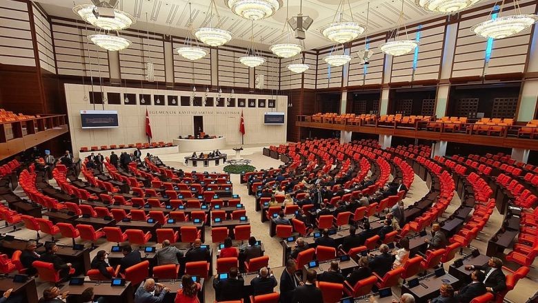 Sahipsiz Hayvanlara Yönelik Yeni Kanun Meclis'te Onaylandı