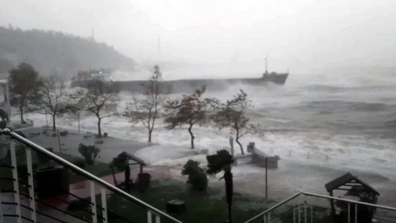 'Zonguldak’ta İletişimi Kesilen Gemi Battı'
