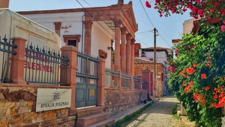 19. Yüzyıl'dan Günümüze Uzanan Ayvalık Ayazması