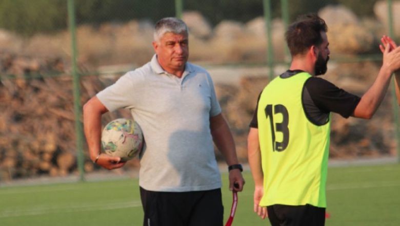 Burhaniye Belediyespor'da Ayrılık!