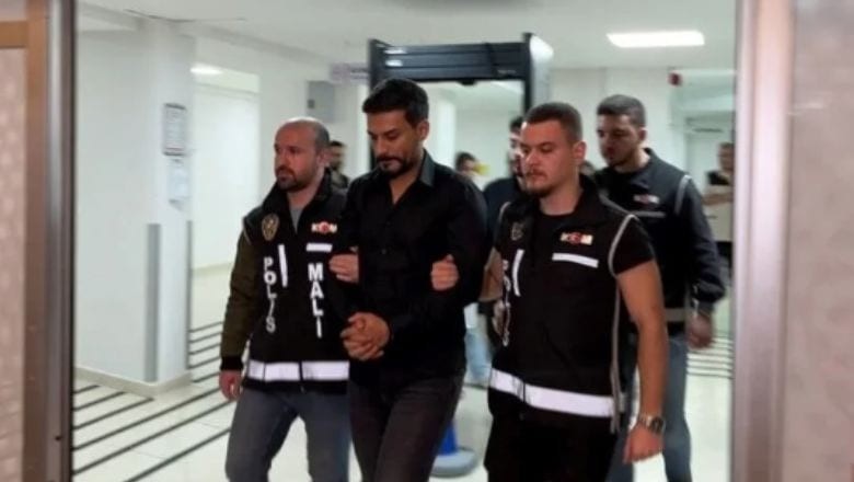 Dilan Polat'tan İlginç Talep!