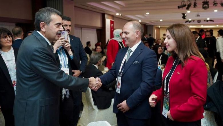 Milli Eğitim Bakanı Tekin: 'Bu Gençlik Sizlerin Eseri Olacak'