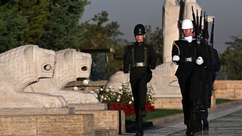 Anıtkabir'in Özel Askerleri: Saygı Nöbetçileri