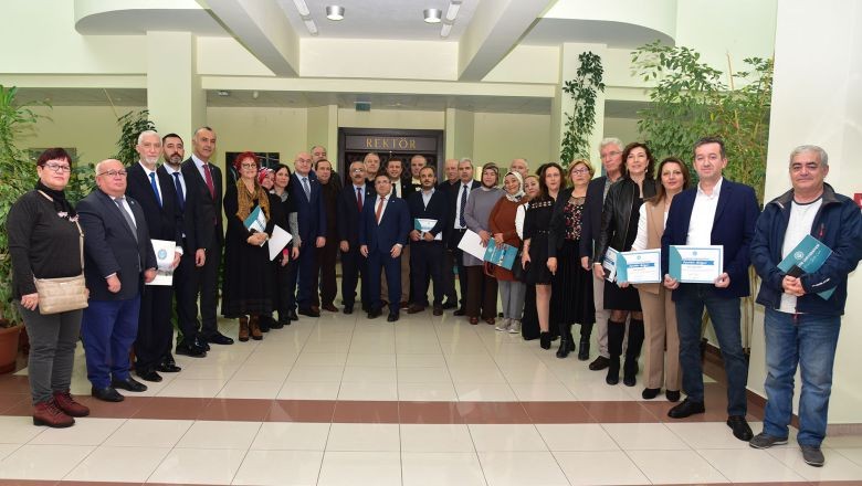 Balıkesir Üniversitesi'nde Vefa Gecesi