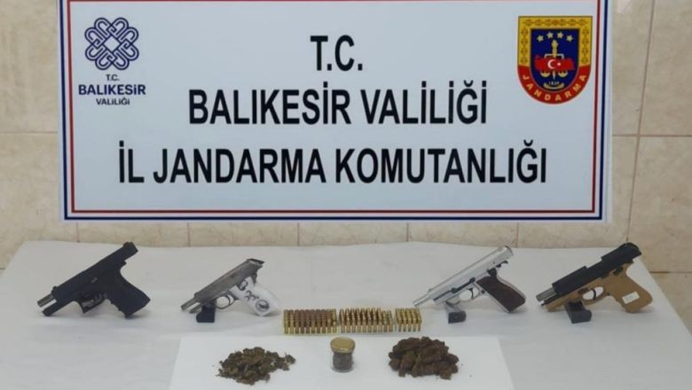 Balıkesir'de 17 Silah Kaçakçısı Gözaltında!