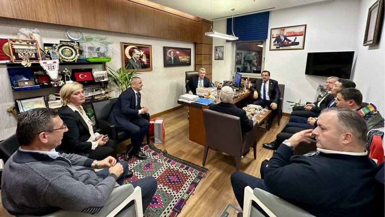 Balıkesir'in 6 Muhtarı Cumhurbaşkanı'nın Misafiri Oldu