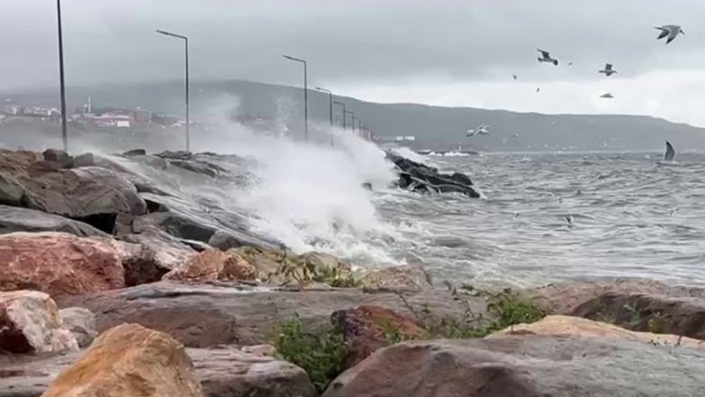Bandırma'da Deniz Otobüsü Seferleri İptal Edildi