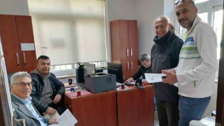Ekipler Çiftçiler İçin Hafta Sonu Bile Çalışıyor