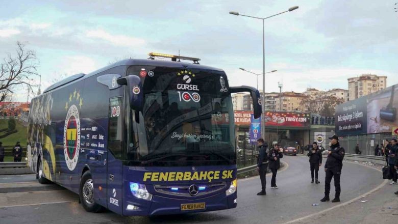Fenerbahçe Kafilesi Stada Ulaştı