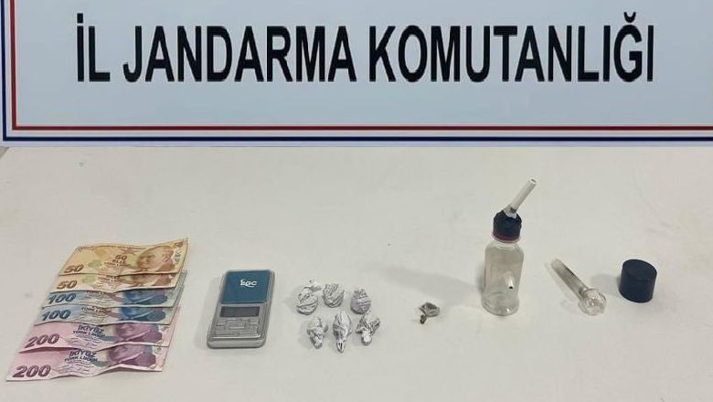 Jandarma Uyuşturucu Trafiğinin Ağını Kesti