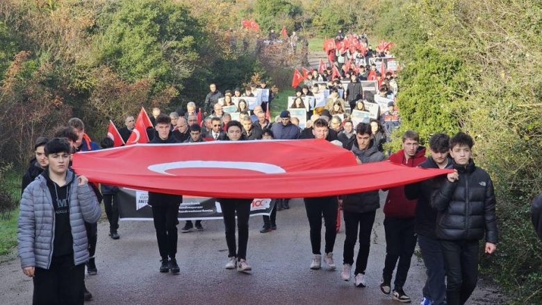 Sarıkamış Şehitleri İçin Bandırma'da Yürüyüş
