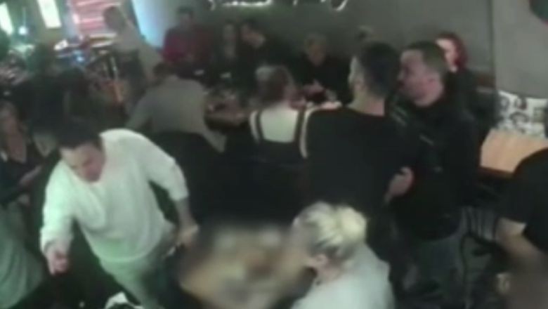 Şarkıcı Atilla Taş Ve Eşinin Polisi Darp Ettiği Anlara İlişkin Görüntüler Ortaya Çıktı