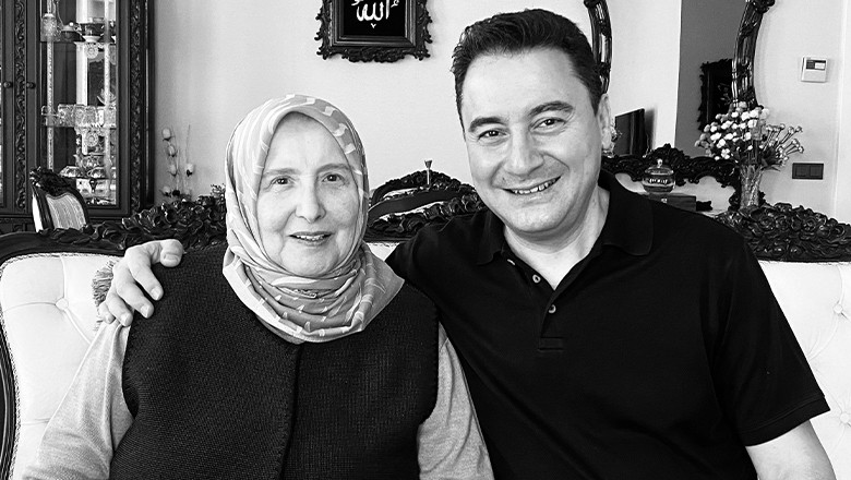 Ali Babacan'ın Annesi Vefat Etti
