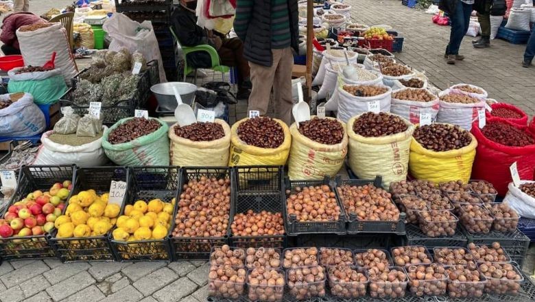 Bigadiç'in Hanımeli Pazarı