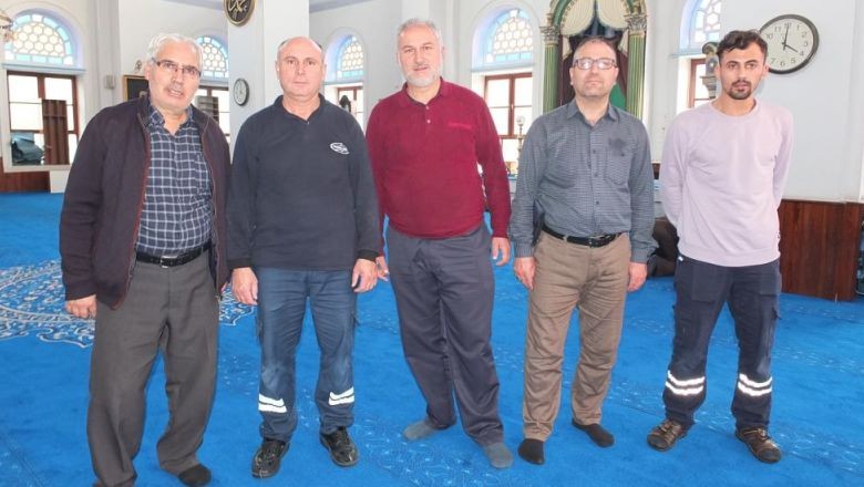 Kocacami Halıları İlçe Halkının Yardımıyla Değişti