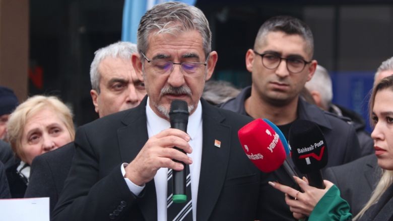 CHP’den Eş Zamanlı Şehitleri Andı