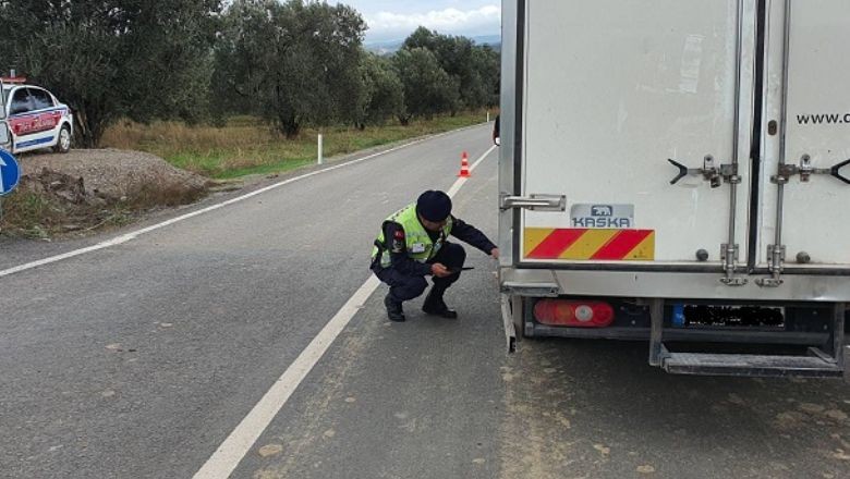  Balıkesir İl Jandarma Komutanlığı'ndan Kış Lastiği Denetimi