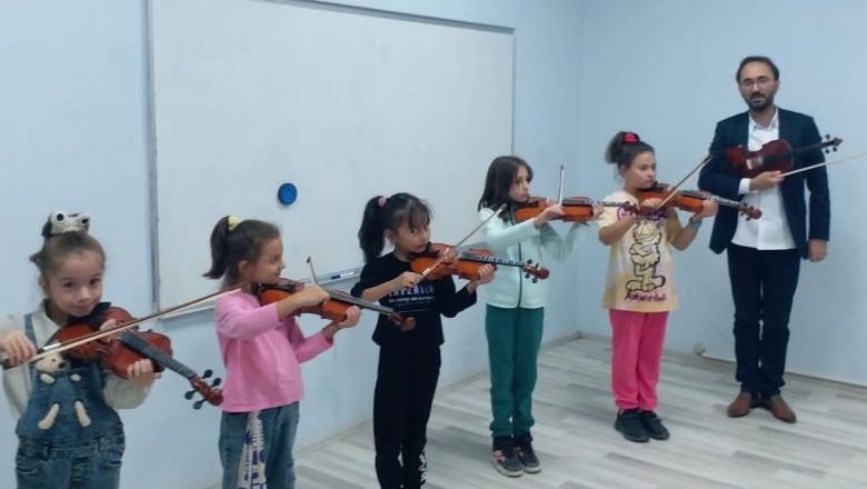 Balıkesir Gençlik Merkezleri'nde Teknoloji ve Eğlence Buluşuyor