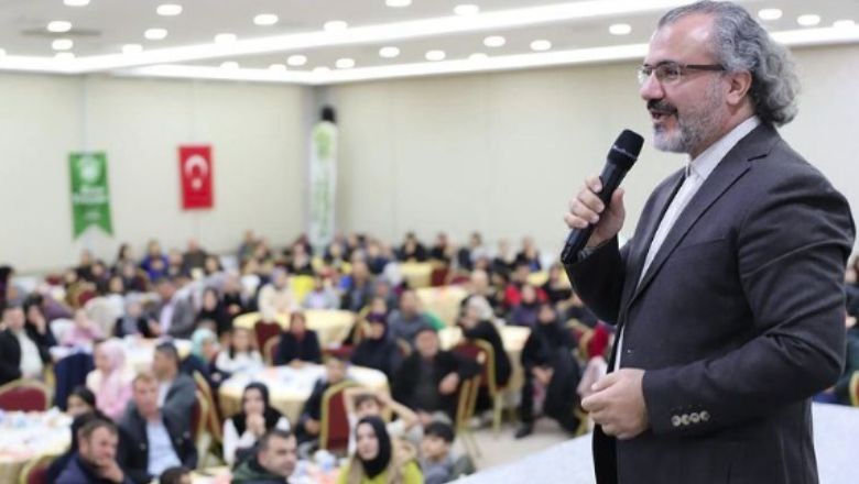 Eğitimci Yazar Sıtkı Aslanhan Kepsut Gençleriyle Buluştu