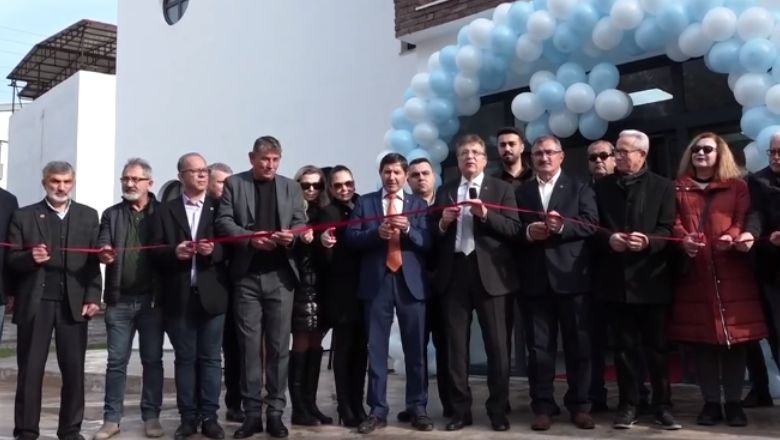 Edremit'in Mahalle Evi Hizmete Açıldı 