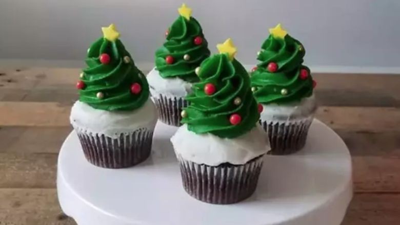 Çikolatalı Minik Çam Ağacı Muffin Tarifi!