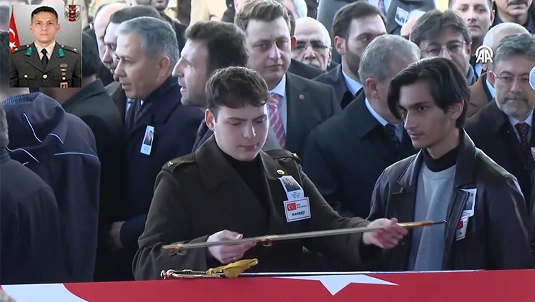 Şehit Piyade Teğmen Alperen Emir son yolculuğuna uğurlandı