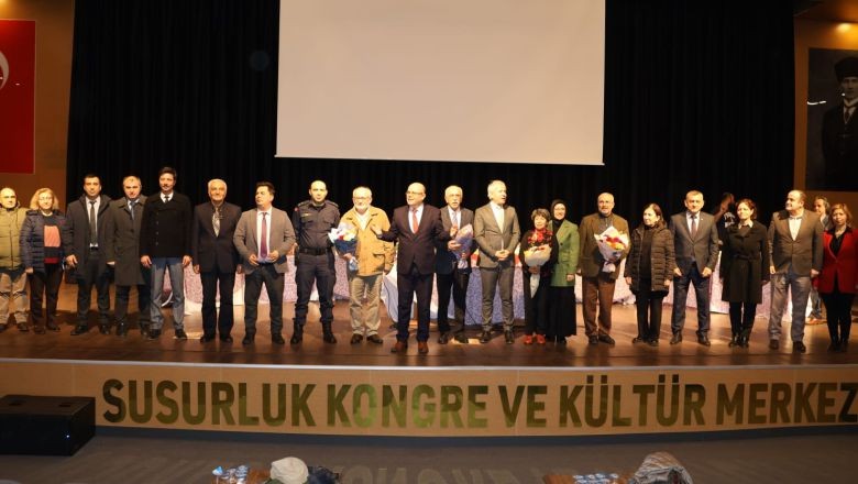 1923 Kitap Çocuklara Dağıtıldı