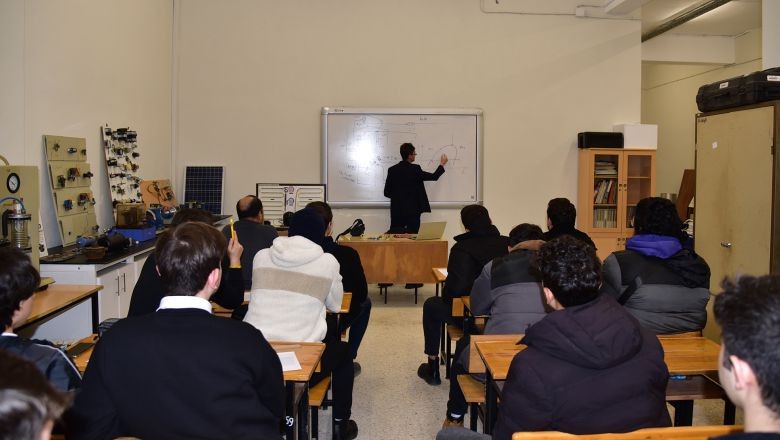 Balıkesir'de Tekstil Eğitiminde Yeni Dönem