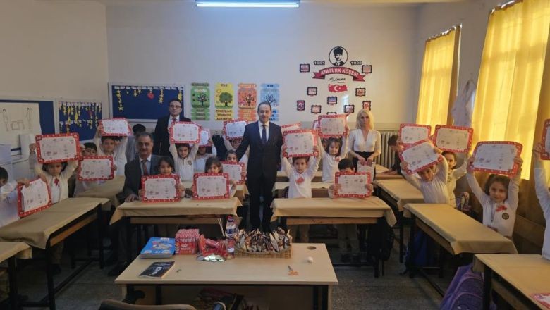 Bandırma'da 25 Bin Öğrenci Karne Sevinci Yaşadı