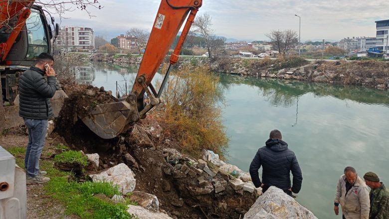 Edremit Sel Riskine Karşı Harekete Geçti