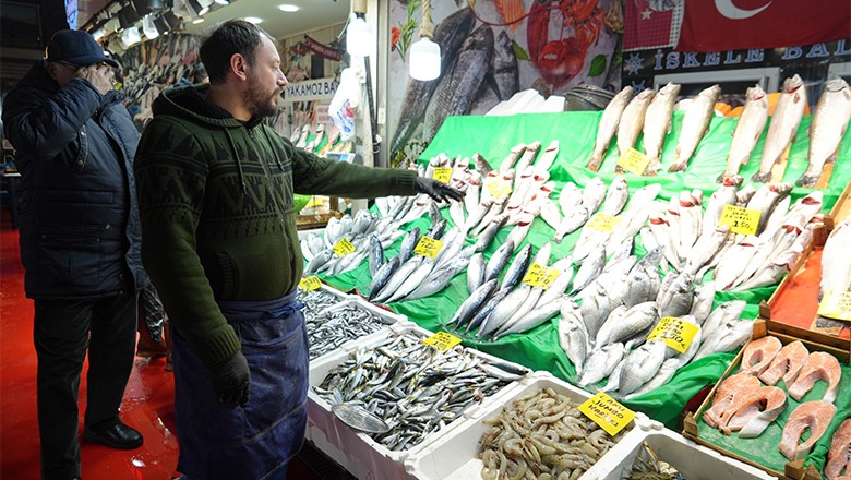 Marmara’da Kötü Hava Koşulları Balık Fiyatlarına Yansıdı