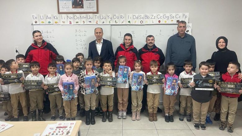 Minik Emir Balıkesir İtfaiyesine Mektup Yazdı