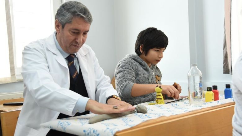 Müdür Tatlı Öğrencilerle Kil Yaptı