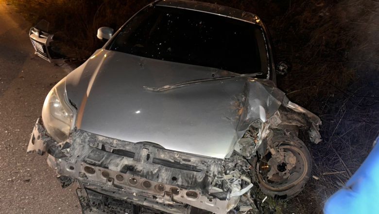 Savaştepe’de İki Otomobil Kafa Kafaya Çarpıştı: 2 Yaralı