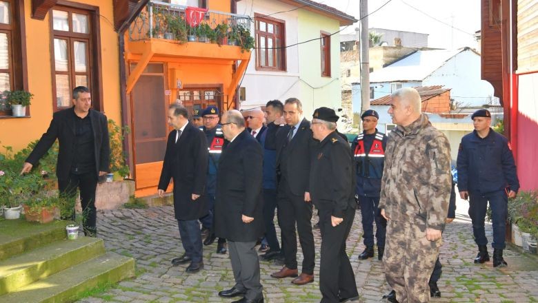 Vali Ustaoğlu Bandırma'yı Gezdi