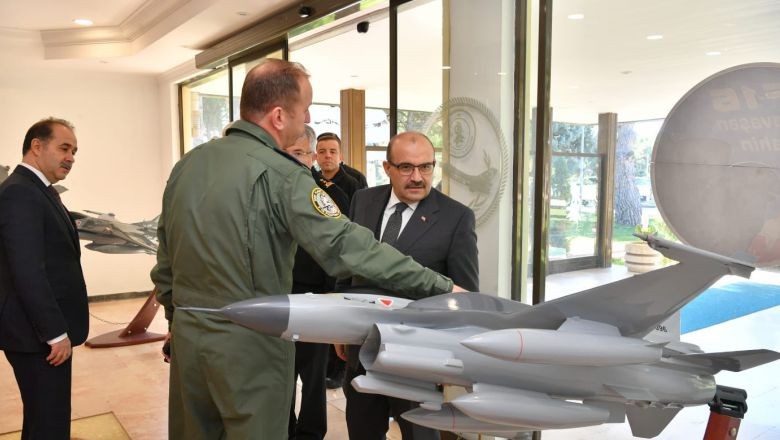 Vali Ustaoğlu Bandırma'yı Gezdi