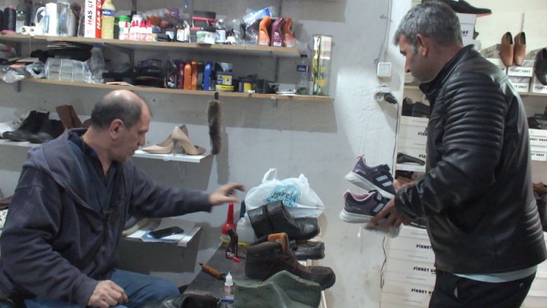 Ayakkabı Fiyatları Uçtu Tamir İşleri Zirveye Çıktı