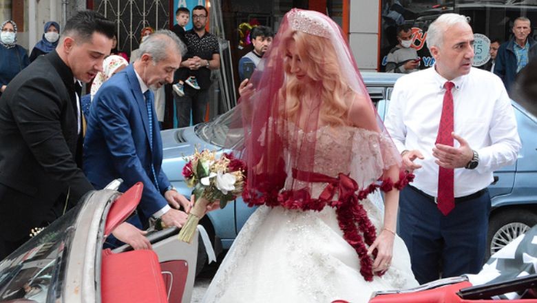 Balıkesir'in Gelenekleri İzinde: Gelin Alayı