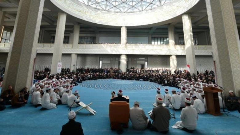 Balıkesir'de 118 Genç Hafız Mezuniyet Coşkusu Yaşadı