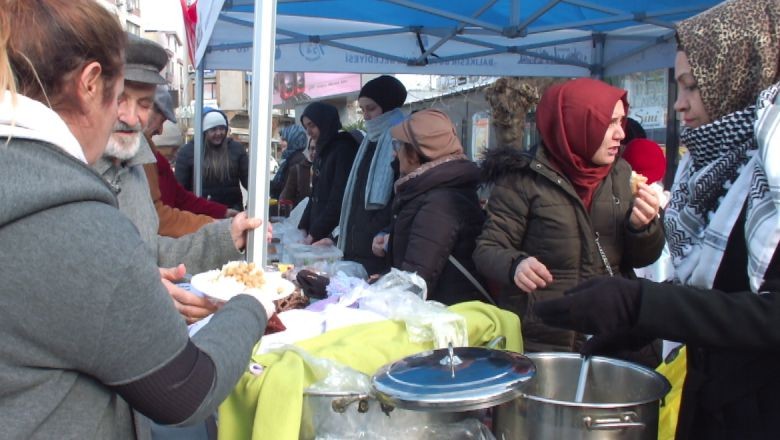 Burhaniyeli Hayırseverlerden Filistin'e Destek