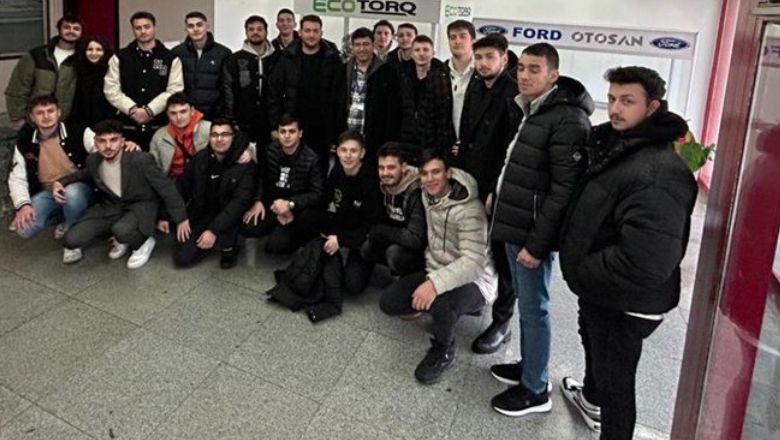 Balıkesirli Mühendis Adayları Otomobil Üretimini Keşfetti