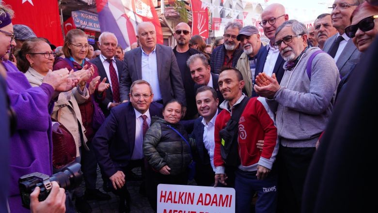 Ayvalık Seçim Ofisleri Açıldı