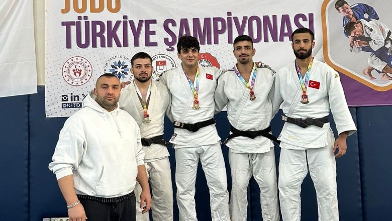 BAÜN Öğrencileri Şampiyonadan 10 Madalya ile Döndü