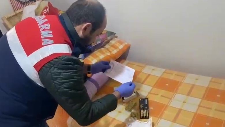 Balıkesir'de Boş Senet Çetesi Çökertildi