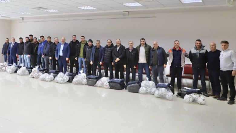 İbrahim Palaz'dan Amatör Futbol Kulüplerine Destek