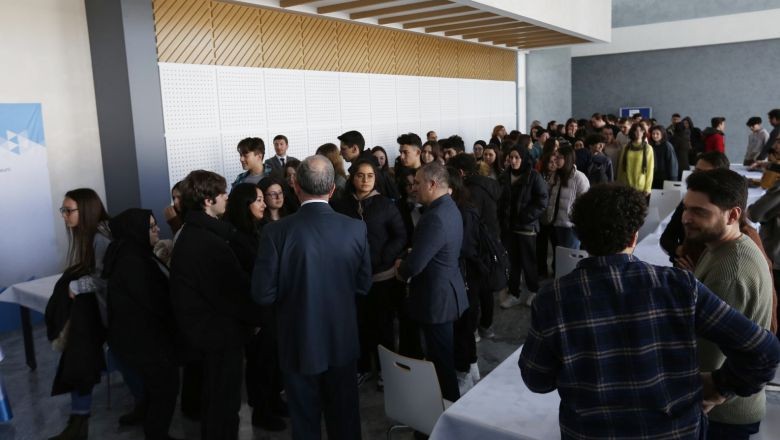 Lise Öğrencileri Üniversiteyi Rektör Boz'dan Öğrendi