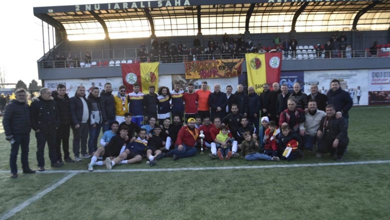 Şampiyon Dursunbey Belediyespor