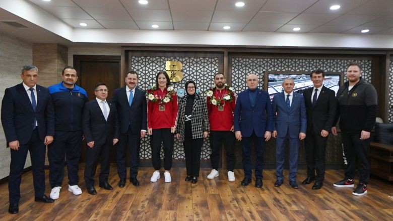 Şampiyonlar Memleketinde