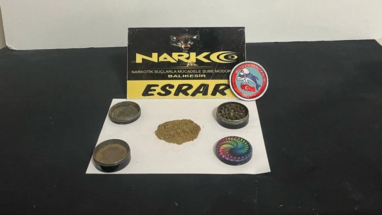 Şüpheli Araca Uyuşturucu Operasyonu