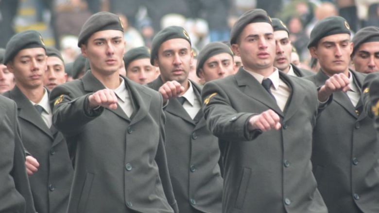 Balıkesir'de Genç Astsubaylar Göreve Hazır